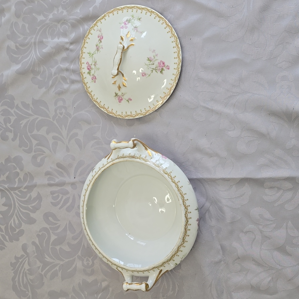 Vintage PL Limoges France M Redon Round Dish Lid Handles Pink Roses - Picture 9 of 17